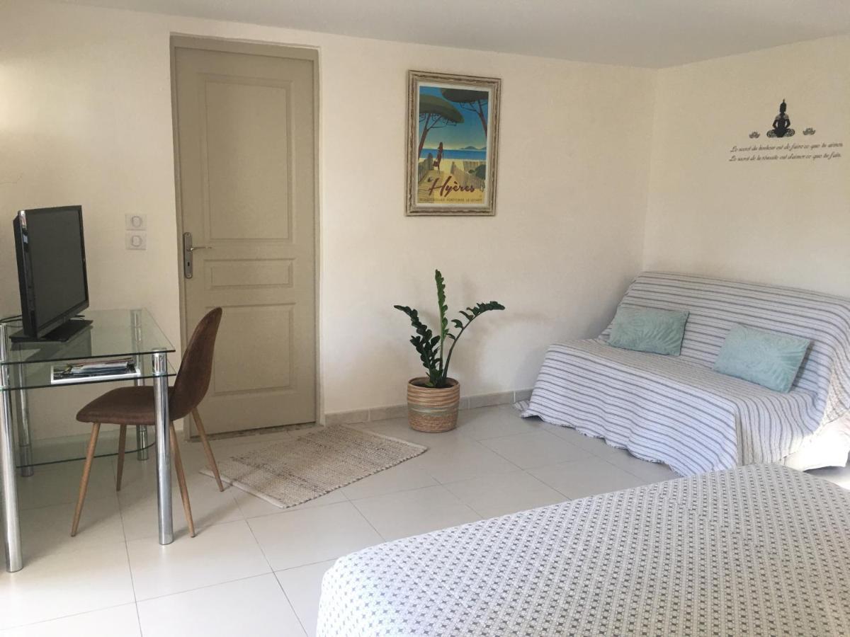 Appartement Dans La Colline Belgentier 외부 사진