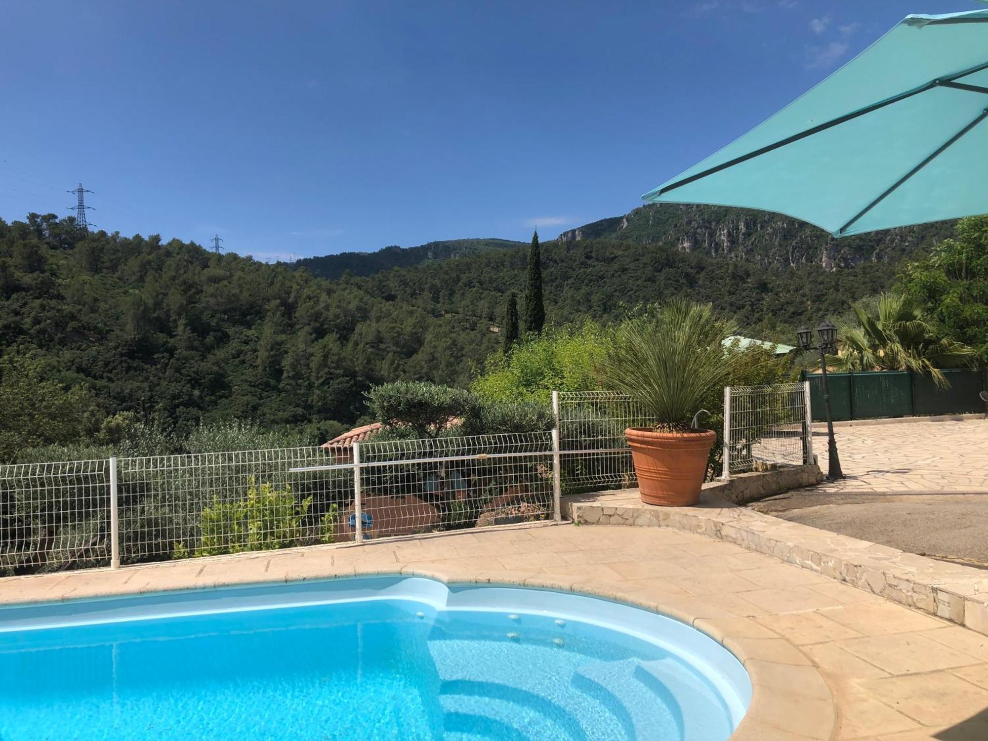 Appartement Dans La Colline Belgentier 외부 사진